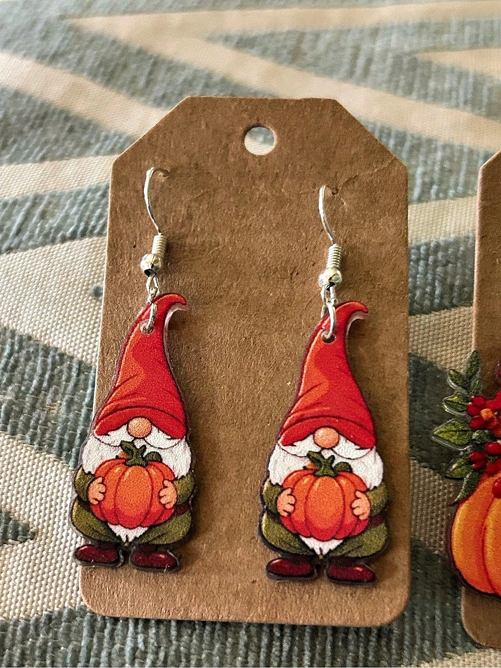 NWT-Pumpkin & Gnome Halloween Earring-2 earrings - Picture 2 of 3